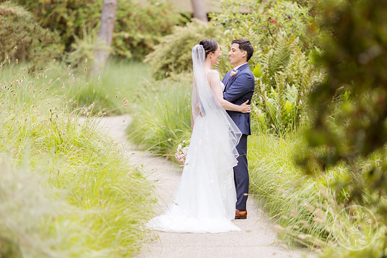 the lodge at torrey pines wedding, wedding at the lodge, elopement wedding at the lodge, small wedding at the lodge, torrey pines wedding, luxury elopement, susanne duffy wedding, crown weddings, intimate wedding at the lodge, san diego elopement photography, luxury outdoor wedding, outdoor reception at the lodge