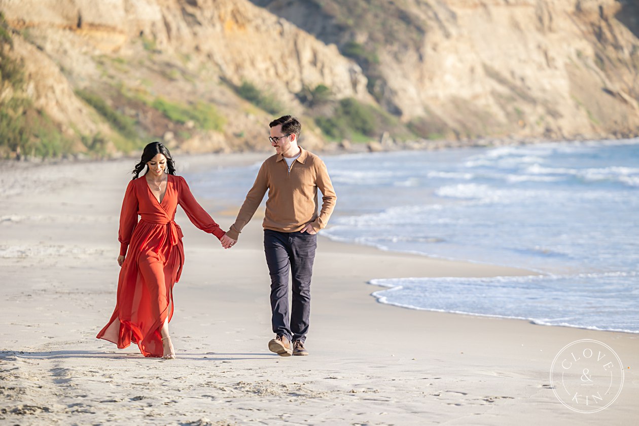 Beach engagement session, engagement session on the beach, la jolla engagement session, san diego cliffs engagement session, torrey pines engagement session, torrey pines city beach engagement session, la jolla cliffs engagement session, scripps engagement session, san diego engagement session, classic engagement photos, san diego engagement photography, san diego engagement photographers