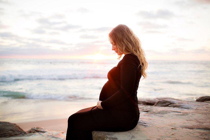San Diego Maternity Session | The Morzenti Family